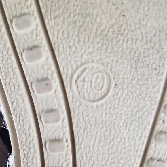 Verbenas Carmen Espadrilles Tan Suede Closed Toe Flats Shoes Size 40 US 9 - Picture 10 of 16